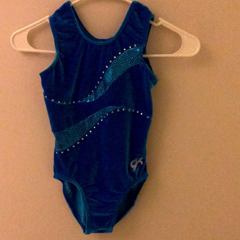 GK Elite Girl Leopard size Child Large CL like new